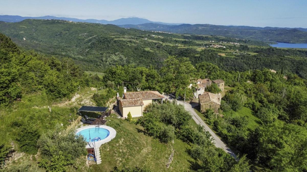 Casa Antonija In Sovinjska Brda - Haus Fur 2 Personen Villa Exterior photo