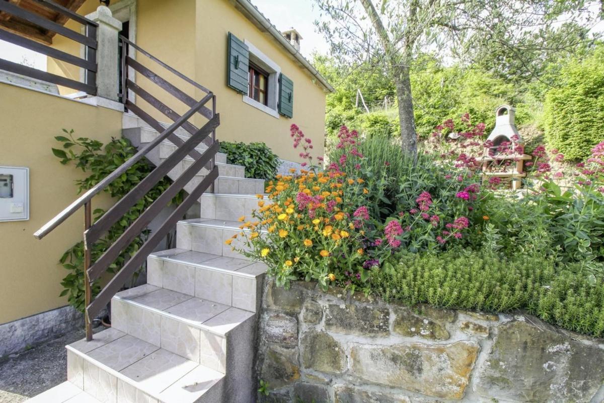 Casa Antonija In Sovinjska Brda - Haus Fur 2 Personen Villa Exterior photo